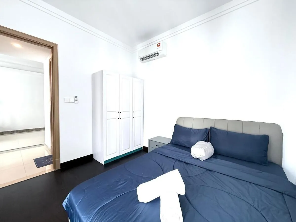 Rnf Its Region Rose Dual Key Apartment Johor Bahru 0*,  Malaysia