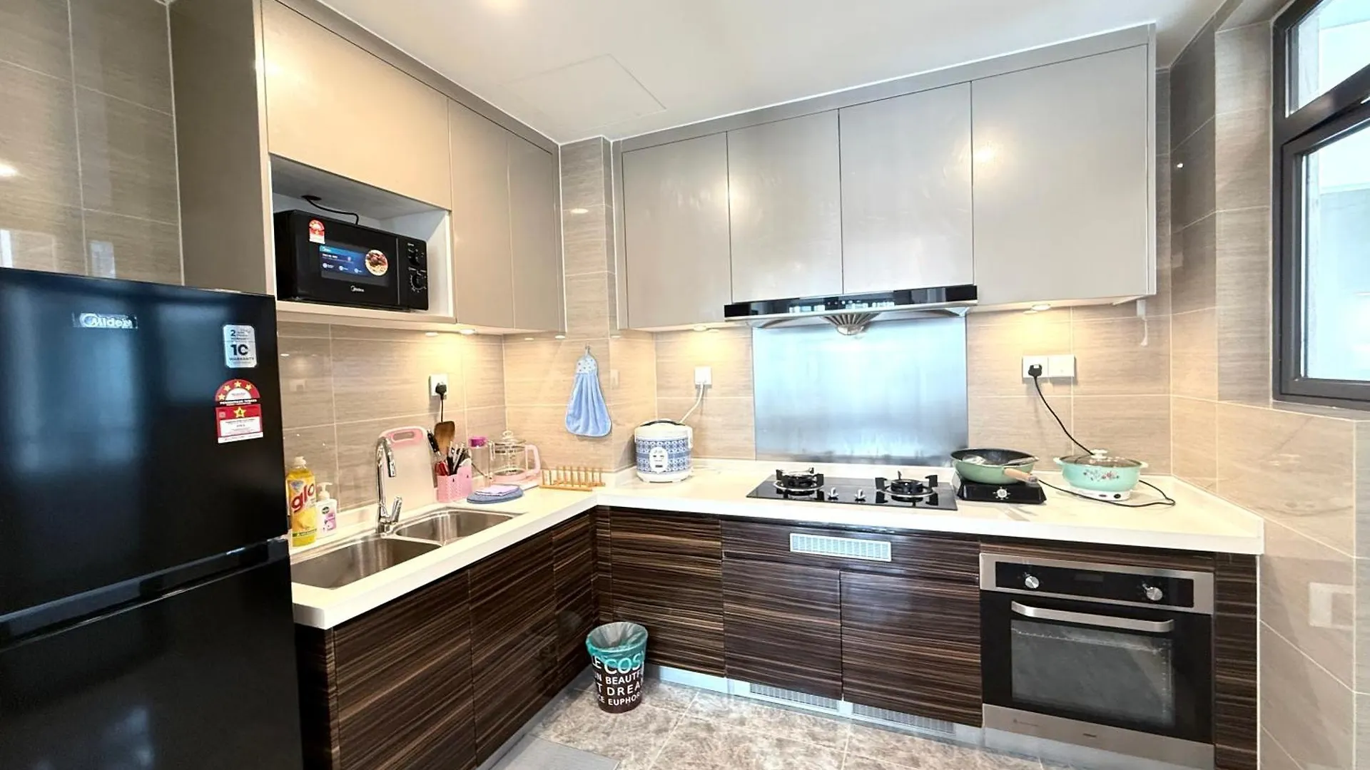 Rnf Its Region Rose Dual Key Apartment Johor Bahru Malaysia