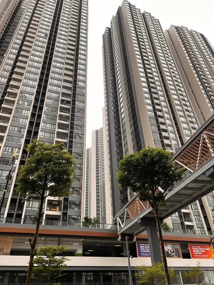 Apartment Ferienwohnung Rnf Its Region Rose Dual Key Johor Bahru